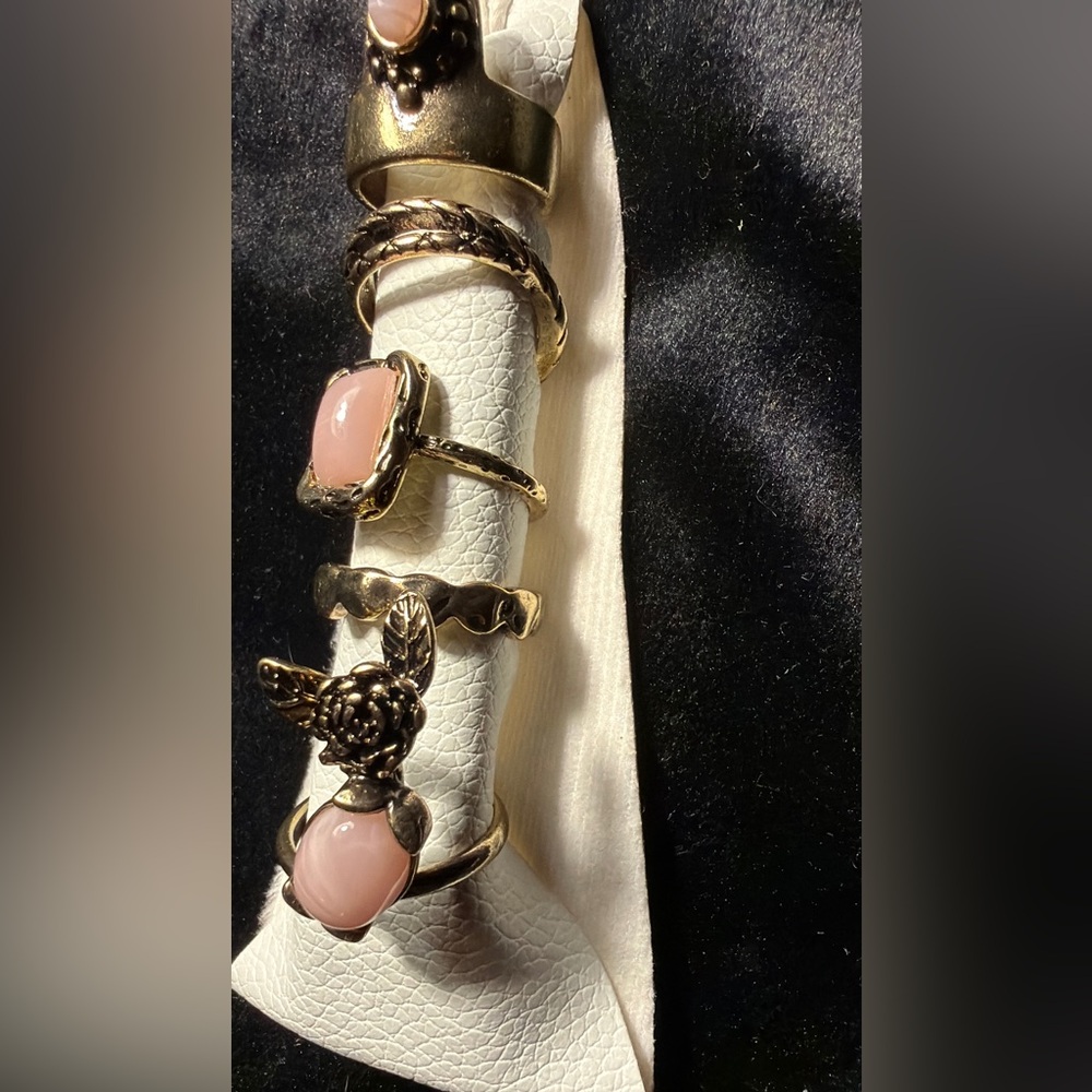 Free People Antique Gold Tone & Pink Stones Set of 5 Rings- Statement Stack NWT - Picture 4 of 5